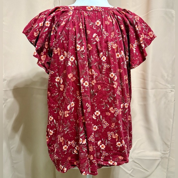 Old Navy Dark Red Floral Flutter Sleeve Top - Size L - EUC - Picture 2 of 9